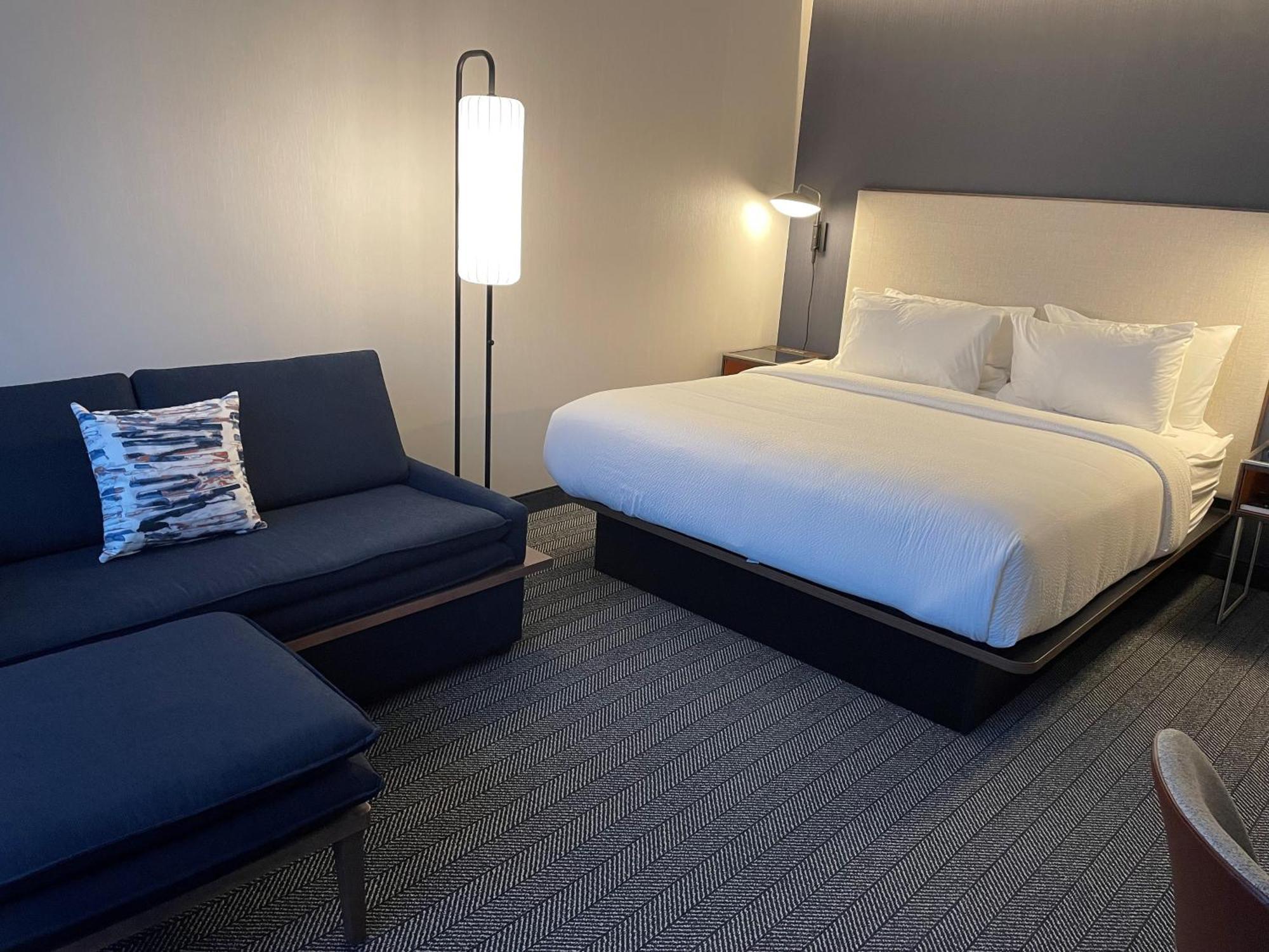 Hotel Courtyard By Marriott Montreal Midtown Zewnętrze zdjęcie